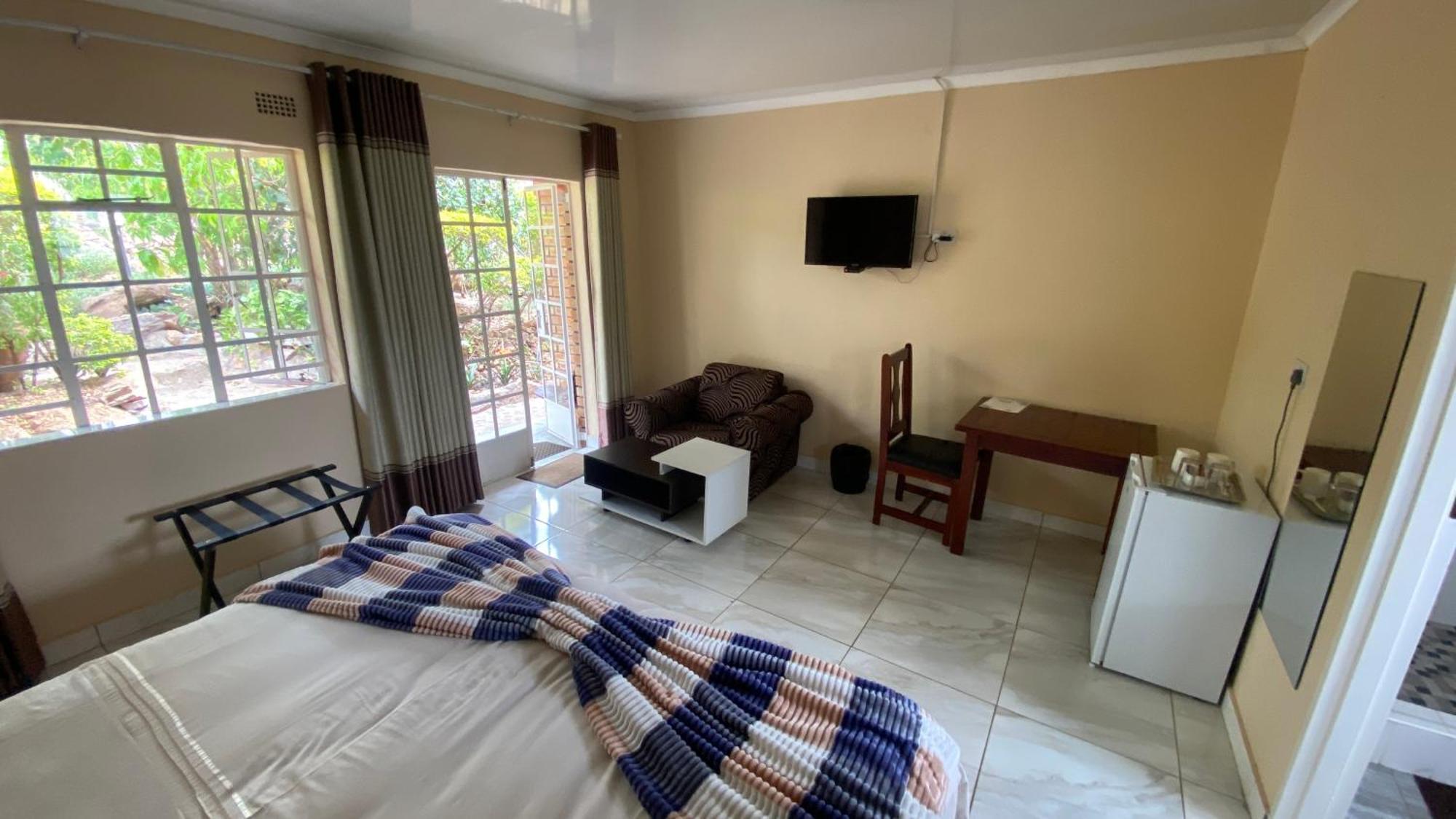 Lynns Guest House Bulawayo Ngoại thất bức ảnh