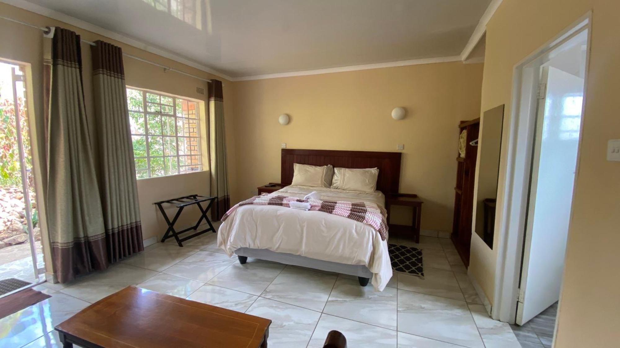 Lynns Guest House Bulawayo Ngoại thất bức ảnh