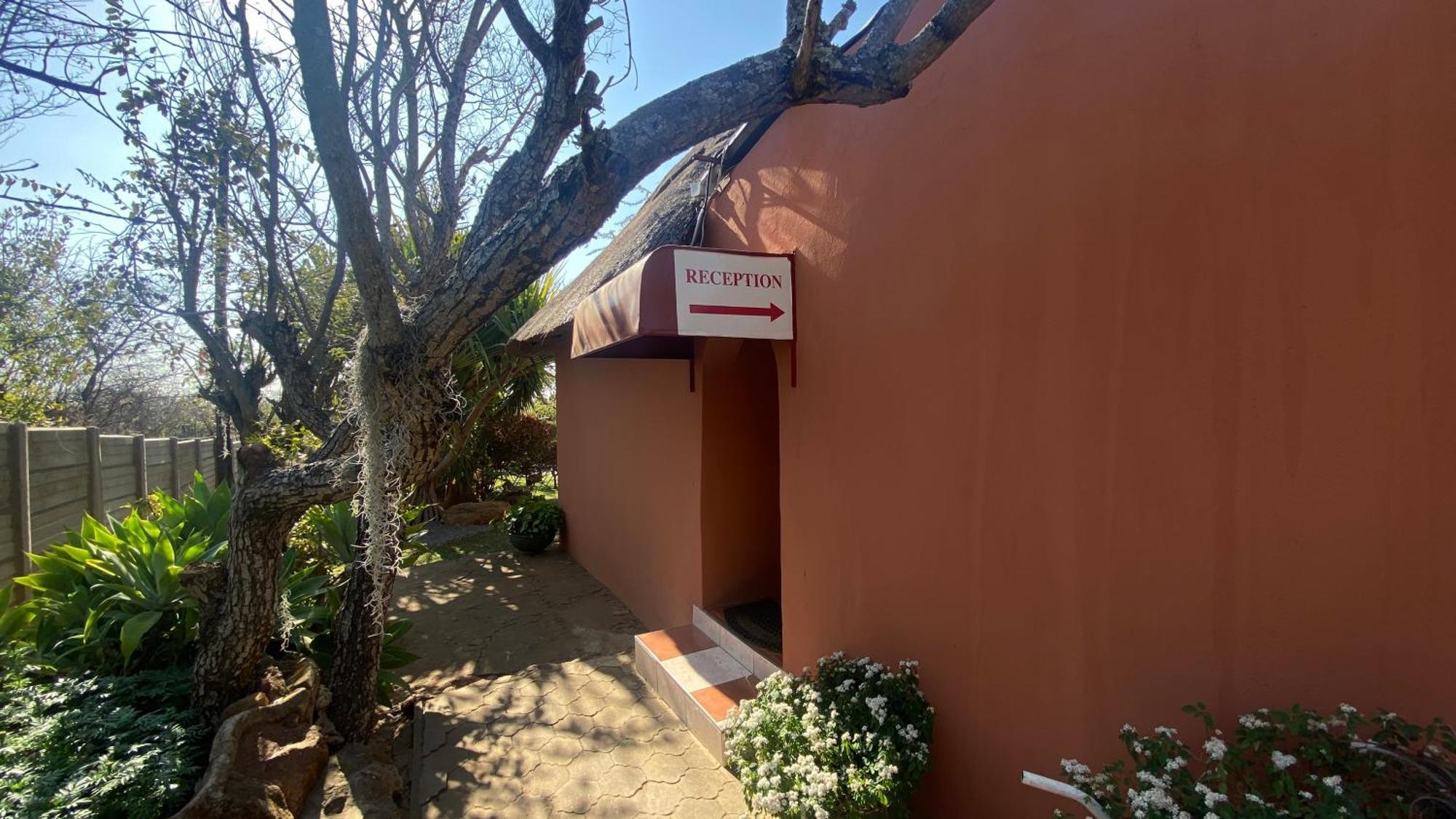 Lynns Guest House Bulawayo Ngoại thất bức ảnh