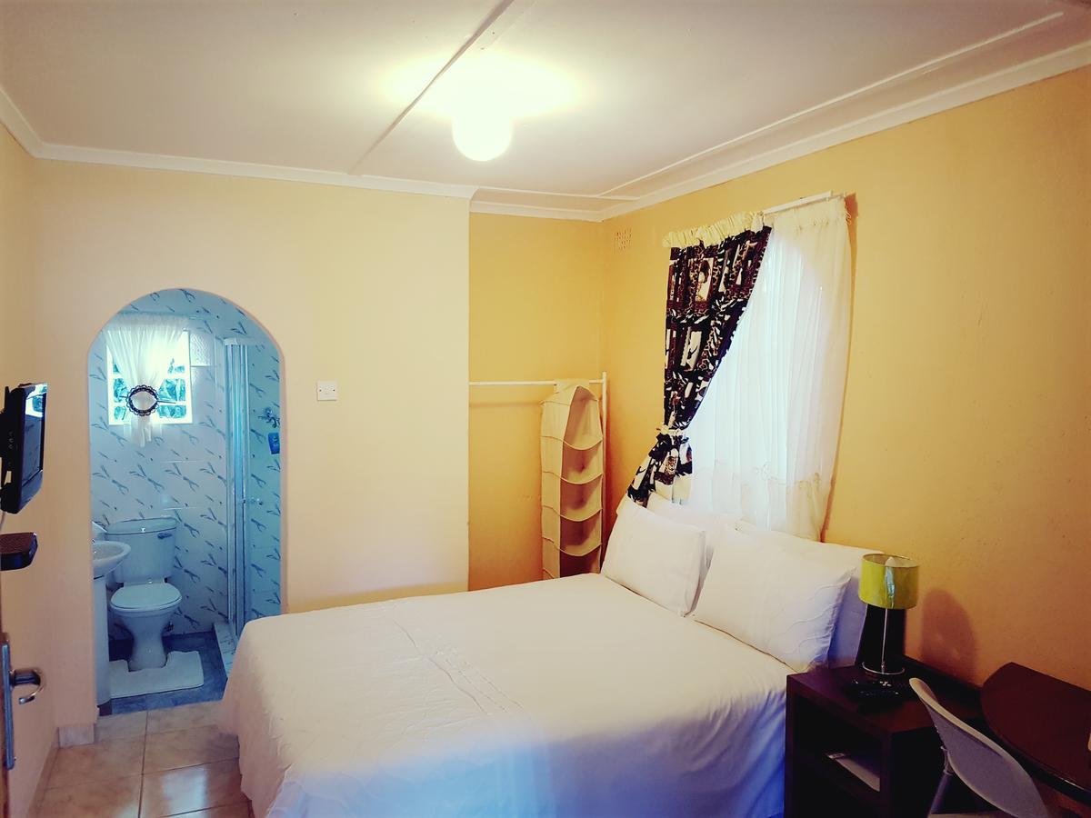 Lynns Guest House Bulawayo Ngoại thất bức ảnh